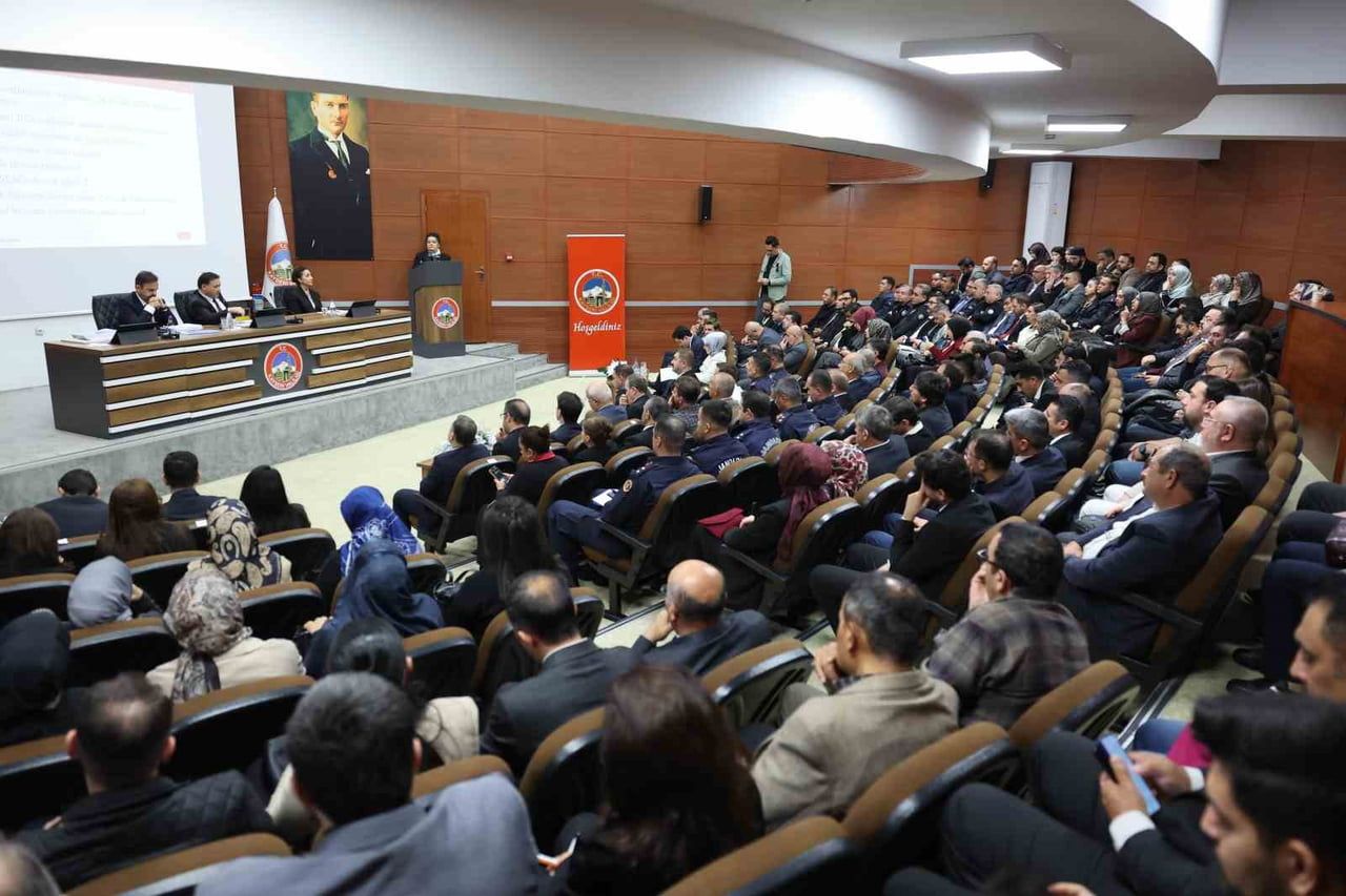 KAYSERİ VALİLİĞİ HİMAYELERİNDE, KOCASİNAN KAYMAKAMLIĞI KOORDİNASYONUNDA YÜRÜTÜLEN "SENSİZ OLMAZ"...