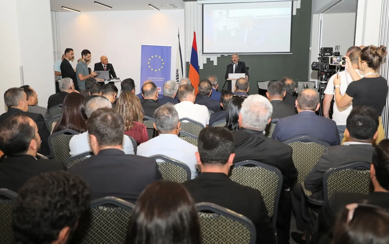 VAN TİCARET VE SANAYİ ODASI HEYETİ, ERMENİSTAN SANAYİCİLER VE İŞADAMLARI BİRLİĞİ'NİN DAVETİ...