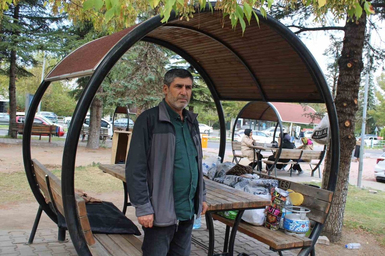 KAYSERİ'DE BAZI SOSYAL MEDYA HESAPLARI ÜZERİNDEN ERCİYES ÜNİVERSİTESİ HASTANELERİ BAHÇESİNDEKİ...