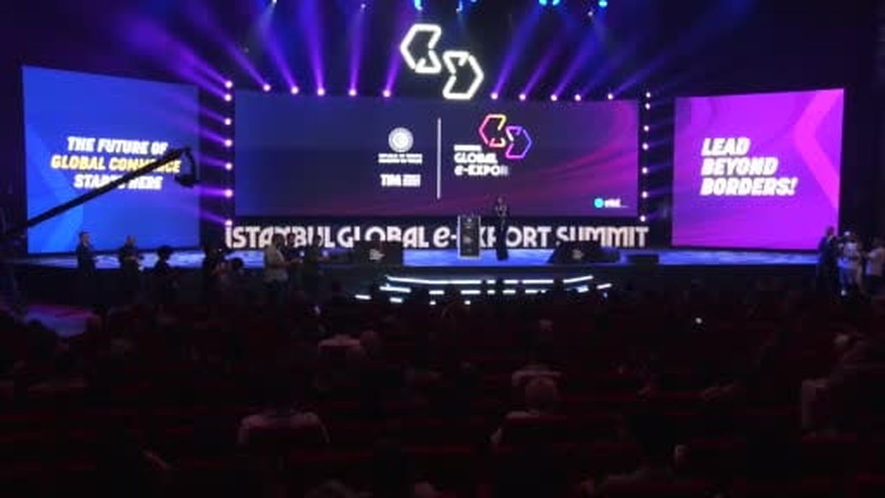 Ticaret Bakanı Ömer Bolat: "Türkiye'de 2025 yılında E-Ticaret hacmi yüzde 52,2 arttı. 4 trilyon...