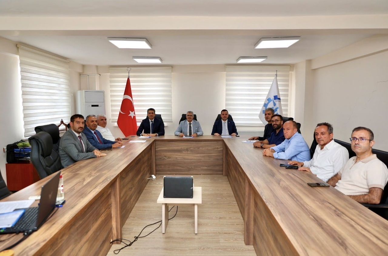 BİNGÖL OSB’NİN YATIRIM VE ÜRETİM KAPASİTESİ MASAYA YATIRILDI