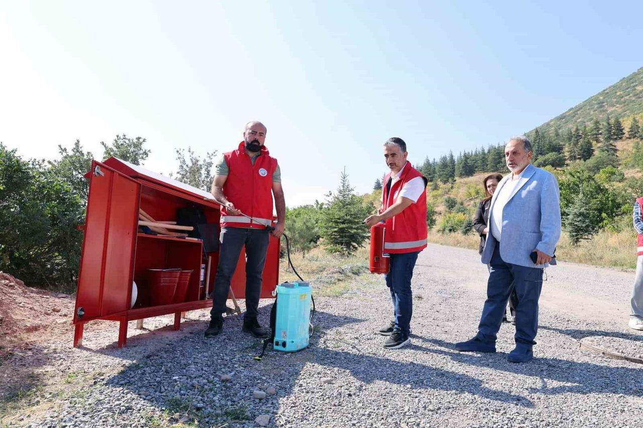 TALAS BELEDİYESİ, ÖZELLİKLE YAZ AYLARINDA BÜYÜK TEHDİT OLUŞTURAN ORMAN YANGINLARINA KARŞI ALİ...