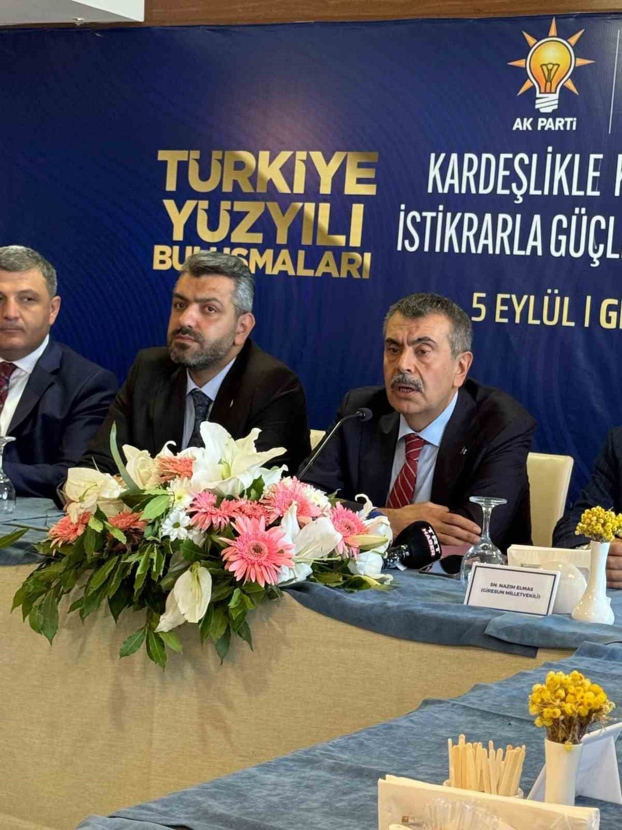 BAKAN YUSUF TEKİN, TÜRKİYE YÜZYILI BULUŞMALARI KAPSAMINDA GİRESUN'DA GERÇEKLEŞTİRİLEN PROGRAMDA...