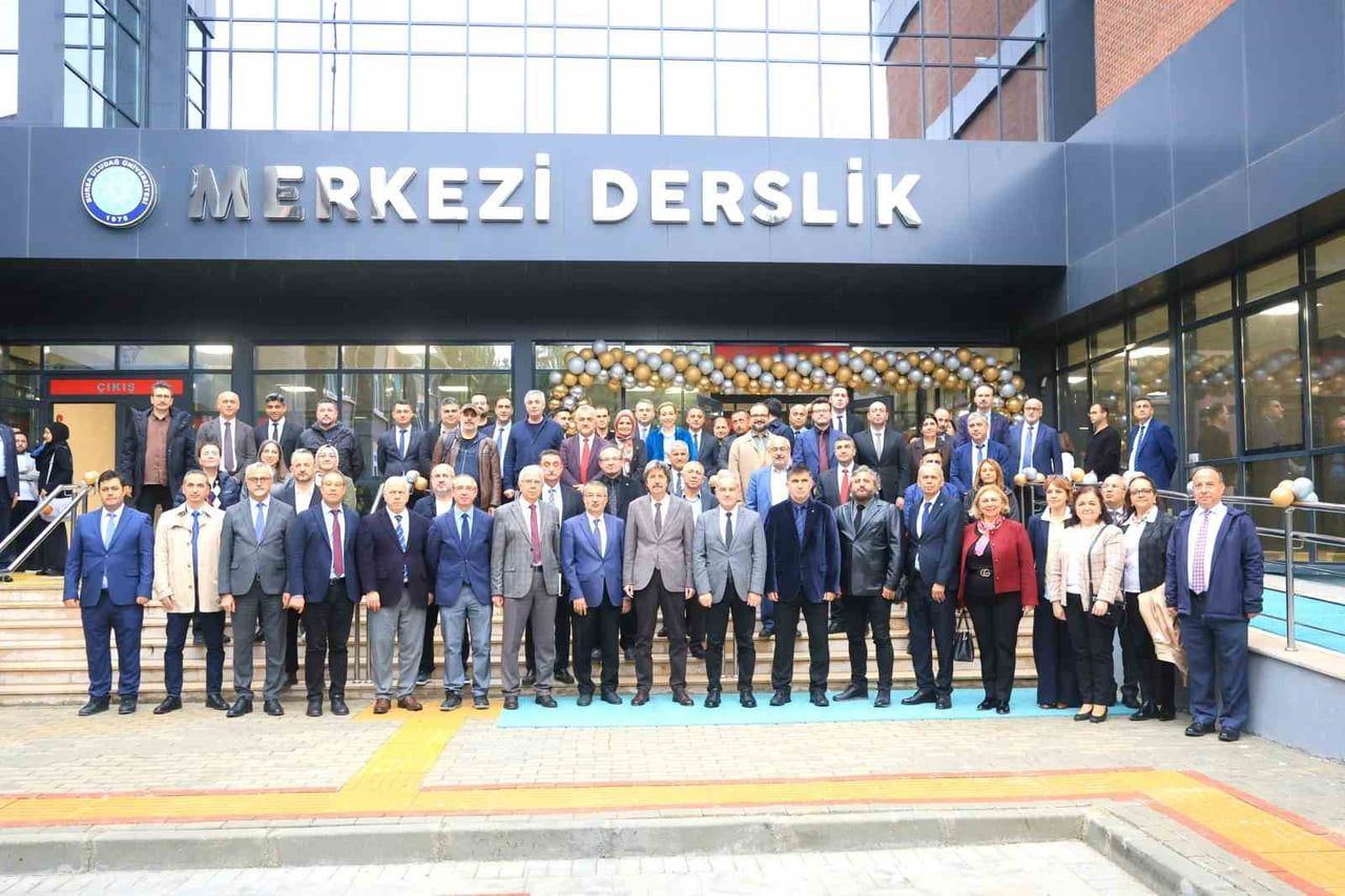 BURSA ULUDAĞ ÜNİVERSİTESİ (BUÜ), KÖKLÜ GEÇMİŞİNİ MODERN YATIRIMLARLA TAÇLANDIRMAYA DEVAM EDİYOR....