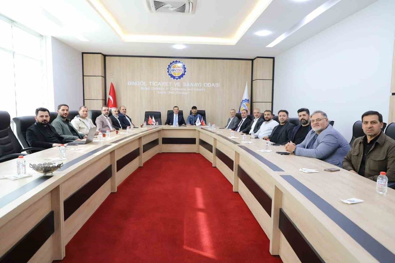 BİNGÖL BURMA KADAYIFI ÜRETİCİLERİ BİR ARAYA GELDİ