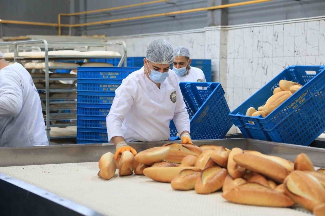 ELAZIĞ BELEDİYESİ, SOSYAL BELEDİYECİLİK ANLAYIŞI DOĞRULTUSUNDA HAYATA GEÇİRDİĞİ HALK EKMEK ÜRETİM...