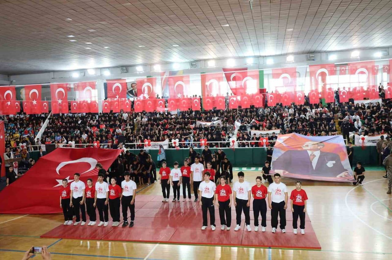 GİRESUN’DA 29 EKİM CUMHURİYET BAYRAMI’NIN 103’ÜNCÜ YIL DÖNÜMÜ DÜZENLENEN TÖRENLERLE...
