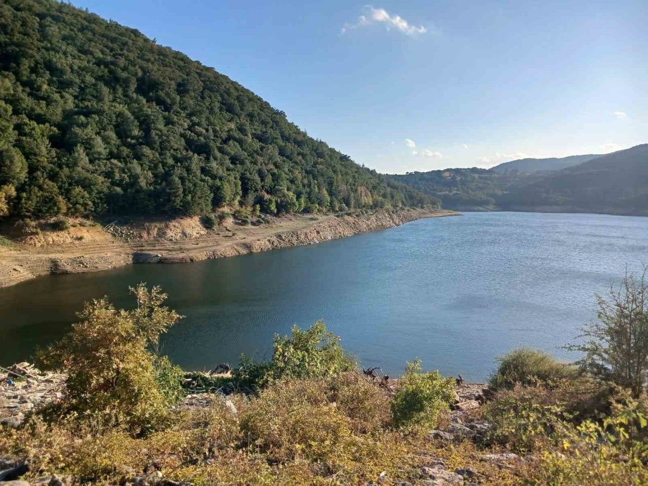 BANDIRMA'NIN İÇME VE KULLANMA SUYU KAYNAKLARI ARASINDA YER ALAN GÖNEN-YENİCE BARAJI'NDA AKTİF...