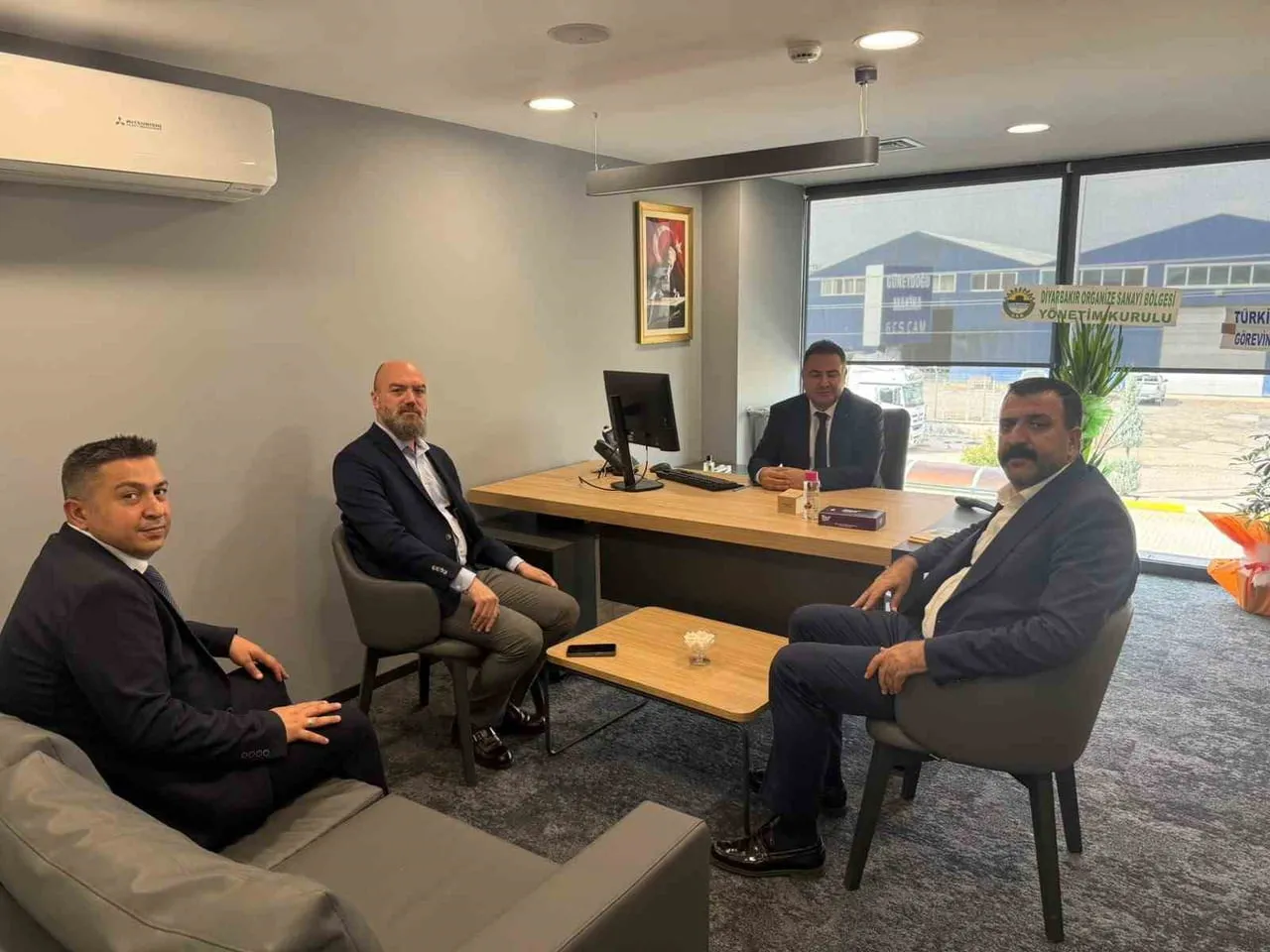 DİYARBAKIR ORGANİZE SANAYİ BÖLGESİ’NDE VAKIFBANK ŞUBESİ HİZMET VERMEYE BAŞLADI. ZİRAAT BANKASI...