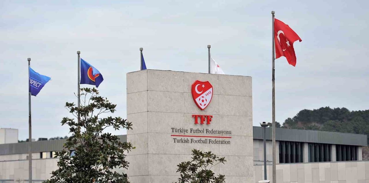 TRENDYOL 1. LİG'İN İLK HAFTASINDA BUGÜN OYNANACAK 4 MÜSABAKANIN VİDEO YARDIMCI HAKEMLERİ (VAR)...