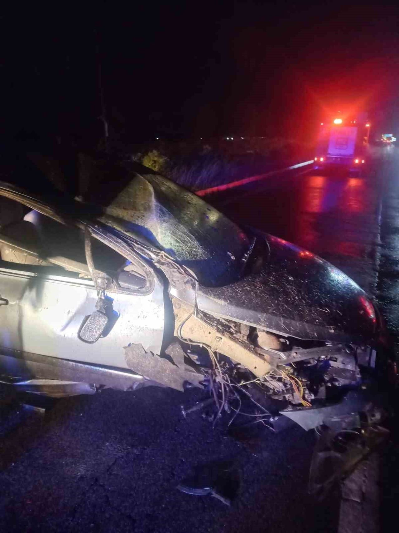 AYVALIK İLÇESİNDE MEYDANA GELEN TEK TARAFLI TRAFİK KAZASINDA 1 KİŞİ YARALANDI.