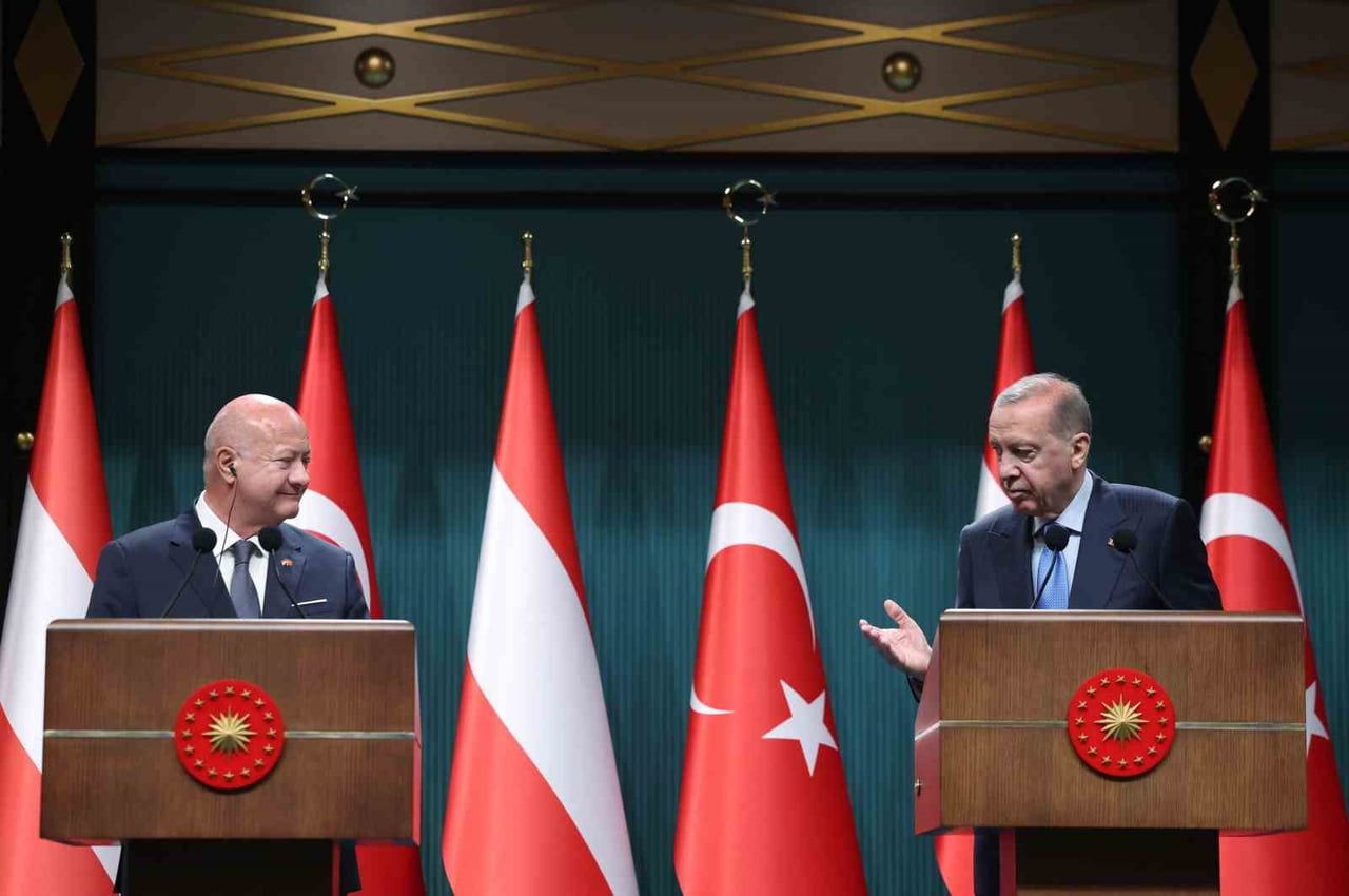 CUMHURBAŞKANI ERDOĞAN, AVUSTURYA BAŞBAKANI CHRİSTİAN STOCKER İLE GERÇEKLEŞTİRDİĞİ İKİLİ VE...