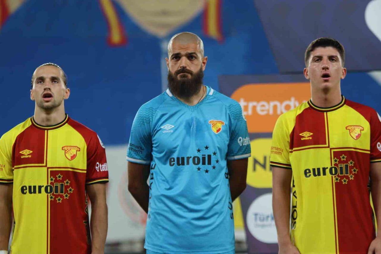 GÖZTEPE KALECİSİ LUKA GUGESHASHVİLİ'DEN TARAFTARA TEPKİ