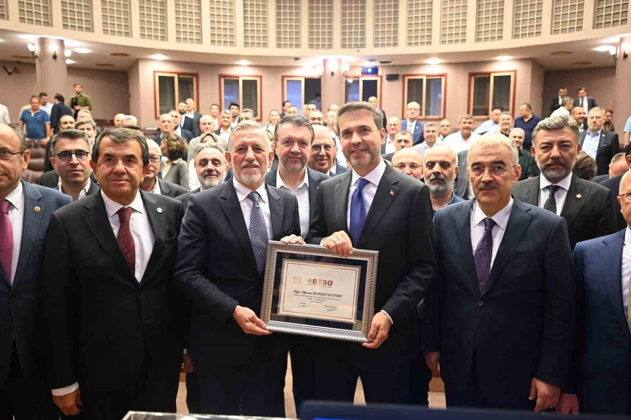 ENERJİ VE TABİİ KAYNAKLAR BAKANI ALPARSLAN BAYRAKTAR, TÜRKİYE’NİN ENERJİ TALEBİNİN SON 24 YILDA...