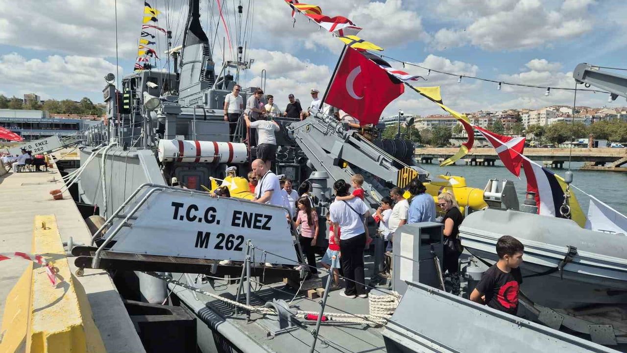 30 AĞUSTOS ZAFER BAYRAMI ETKİNLİKLERİ KAPSAMINDA DENİZ KUVVETLERİ KOMUTANLIĞI’NA BAĞLI MAYIN...