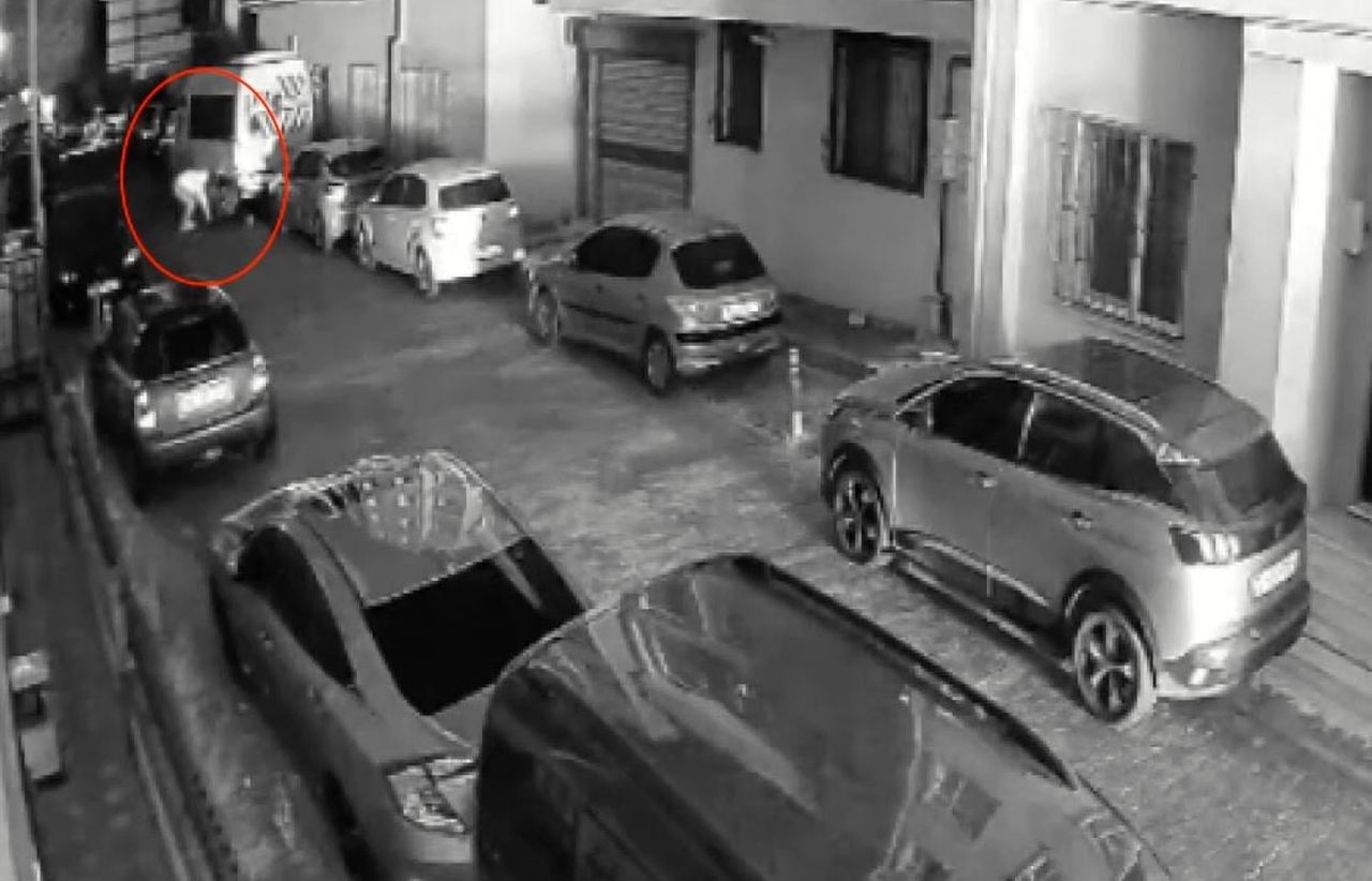 ARAÇ YAKMA ANLARI GÜVENLİK KAMERASI