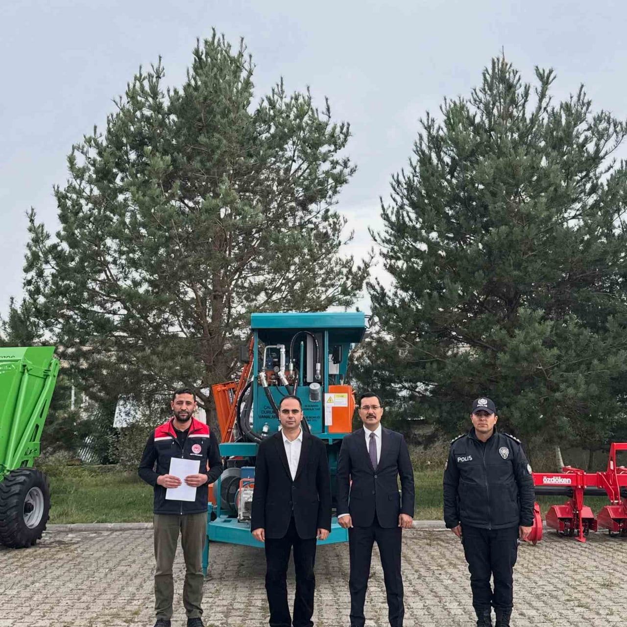 AKYAKA’DA TARIMSAL ÜRETİME MAKİNE DESTEĞİ(KARS-İHA)
