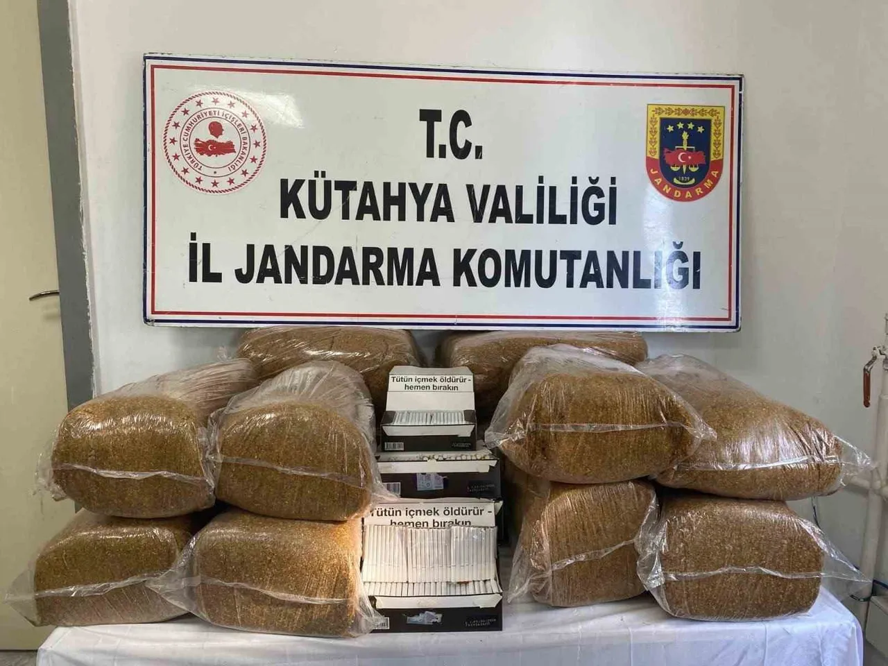 KÜTAHYA’DA JANDARMADAN KAÇAKÇILIK OPERASYONU