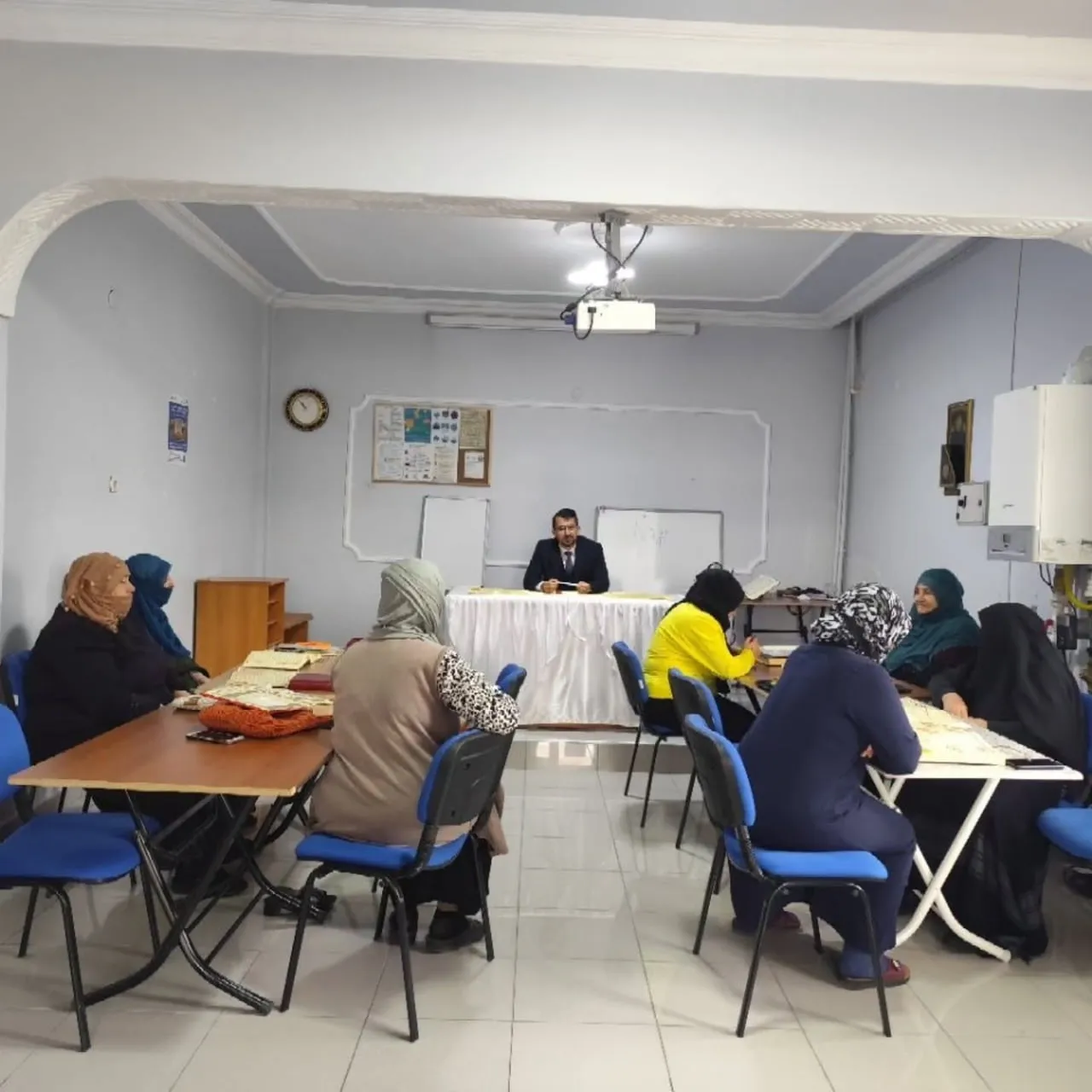 AYDINTEPE’DEKİ KUR’AN KURSLARINDA EĞİTİM ÇALIŞMALARI SÜRÜYOR