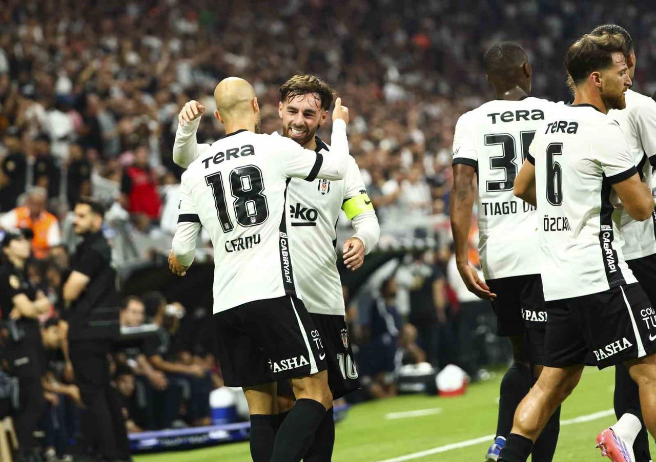 BEŞİKTAŞ, TRENDYOL SÜPER LİG’İN 2026-2027 SEZONUNA, EYÜPSPOR’U 1-0 YENEREK GALİBİYETLE...