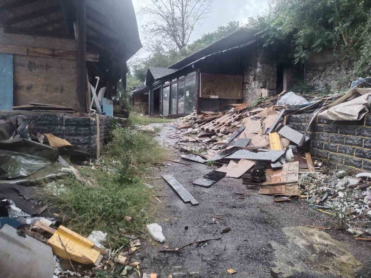 BEYKOZ ÇUBUKLU'DA 8 YIL BOYUNCA İŞLETTİĞİ DÜKKANIN 2023 YILINDA RİSKLİ YAPI KARARIYLA...
