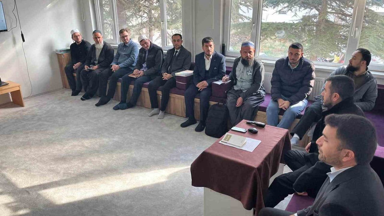 ALTINTAŞ’TA VAAZ BECERİLERİNİ GELİŞTİRME KURSU BAŞLADI