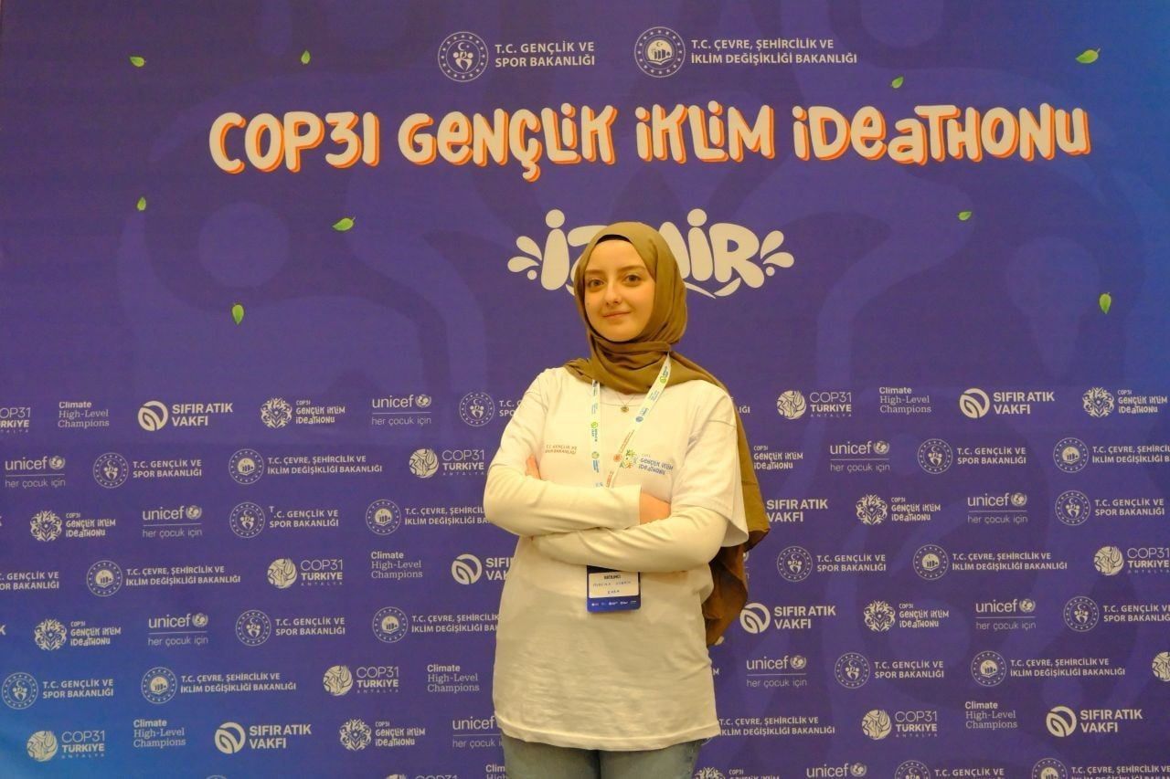 GENÇLİK VE SPOR BAKANLIĞI KOORDİNASYONUNDA DÜZENLENEN COP31 GENÇLİK İKLİM IDEATHONU’NUN İZMİR...