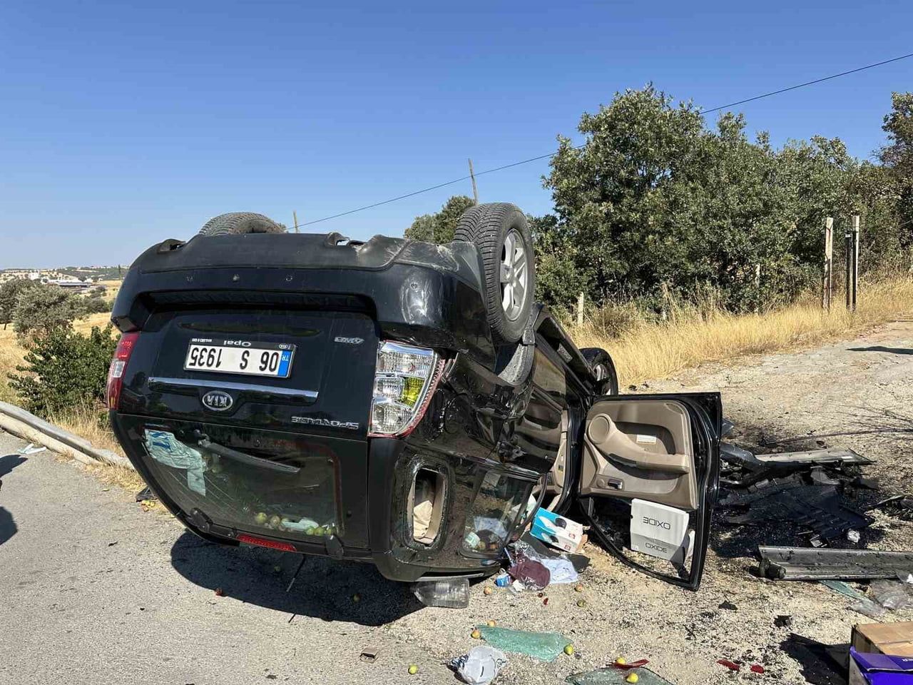 KAZAYA KARIŞAN OTOMOBİL.