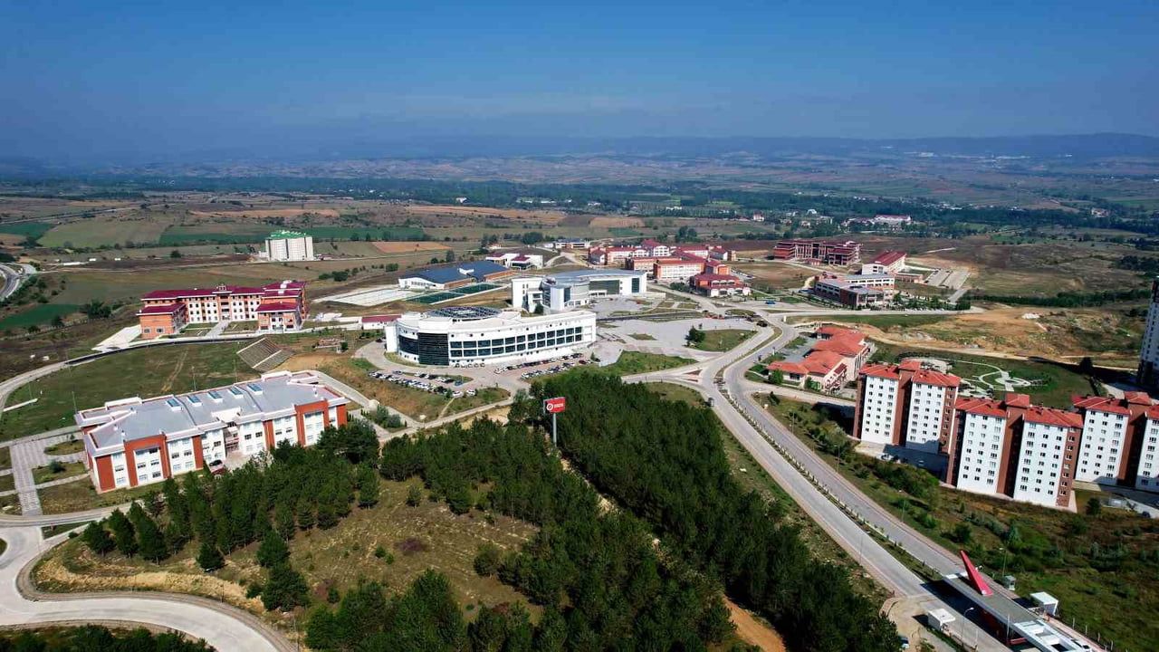KASTAMONU ÜNİVERSİTESİ MÜHENDİSLİK VE MİMARLIK FAKÜLTESİ ÇEVRE MÜHENDİSLİĞİ BÖLÜMÜ ÖĞRETİM ÜYESİ...
