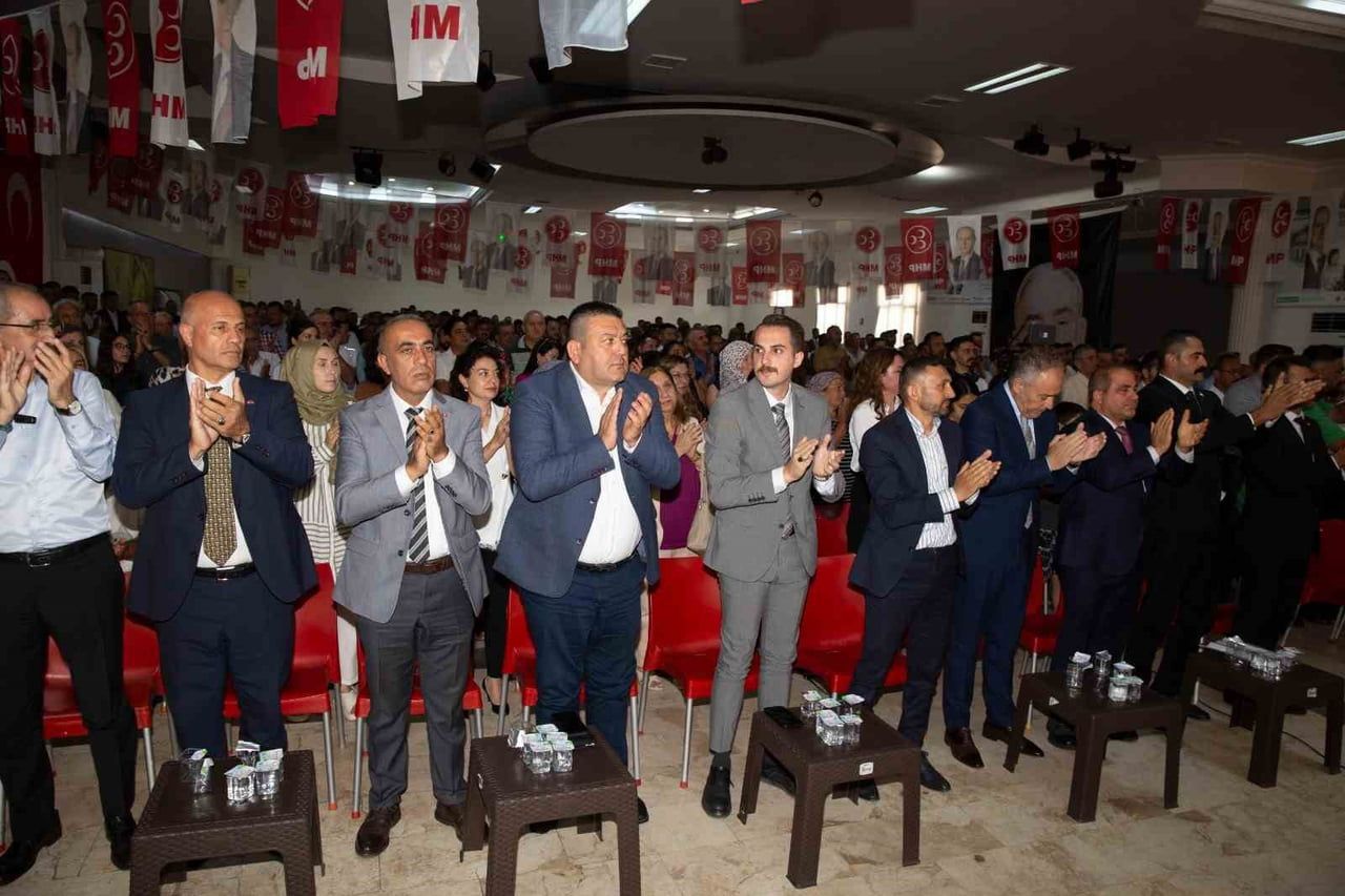 MHP SARIGÖL İLÇE BAŞKANLIĞI KONGRESİNDE AHMET SERDAR DİKMEN, MHP SARIGÖL İLÇE BAŞKANLIĞINA...