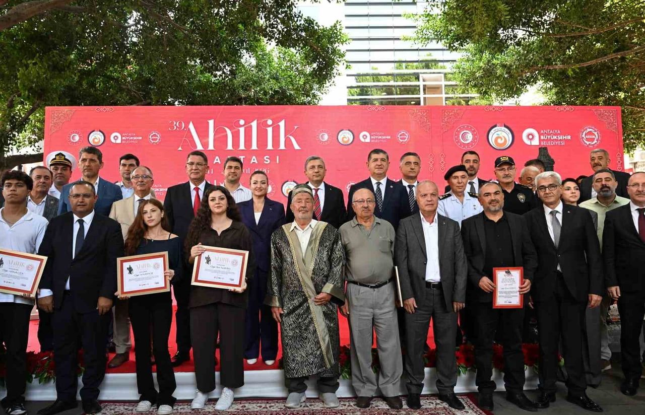 39. AHİLİK HAFTASI DOLAYISIYLA ANTALYA ESNAF VE SANATKÂRLAR ODALARI BİRLİĞİ (AESOB) TARAFINDAN...