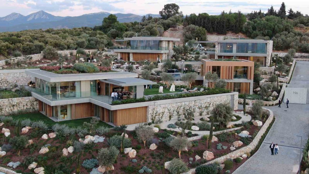 YUNUSOĞLU İNŞAAT, İZMİR'İN URLA İLÇESİNDE 100 MİLYON DOLARLIK YATIRIMLA HAYATA GEÇİRDİĞİ;...