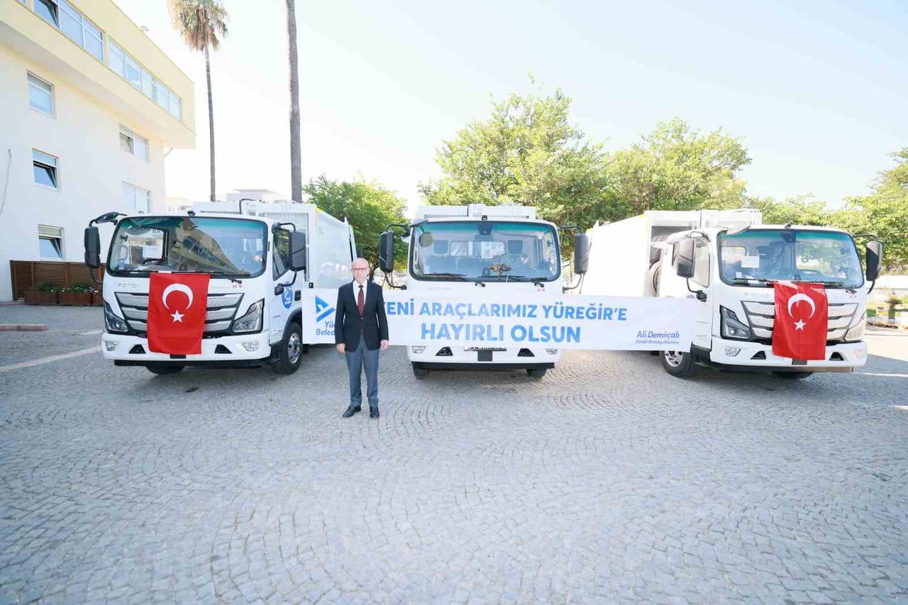 YÜREĞİR BELEDİYESİ, TEMİZLİK VE SAHA HİZMETLERİNDE KULLANILMAK ÜZERE 3 SIKIŞTIRMALI ÇÖP KAMYONU VE...