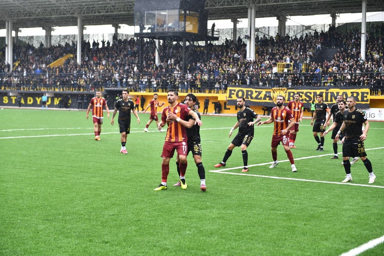 TFF 3. LİG 3. GRUP'TA MÜCADELE EDEN MALATYA YEŞİLYURTSPOR, DEPLASMANDA BİTLİS 1916 FUTBOL SK İLE...