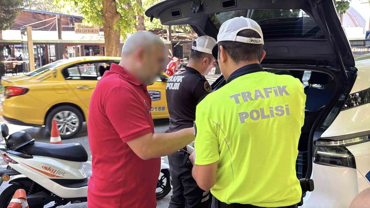 MOTOSİKLET SÜRÜCÜSÜNE 71 BİN TL CEZA KESİLDİ.
