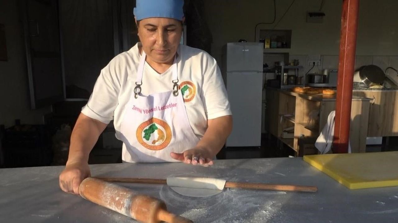 TUNCELİ’DE 7 KADININ GİRİŞİMİYLE KURULAN ZEMBUL KADIN KOOPERATİFİ, YÖRESEL YEMEKLERİ YAŞATIRKEN...