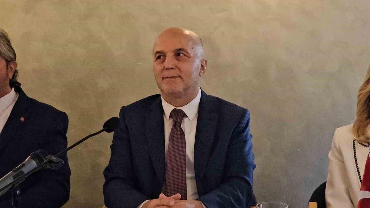 ZONGULDAK BÜLENT ECEVİT ÜNİVERSİTESİ (BEUN) REKTÖRÜ PROF. DR. AHMET ULUSOY, GÖREVE BAŞLAMASININ...