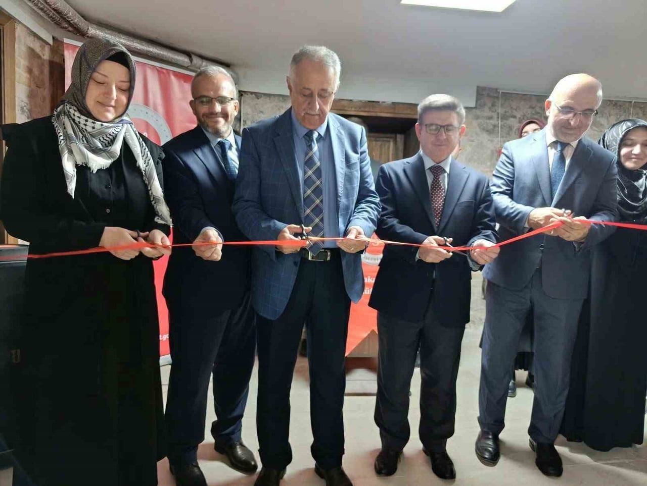 DİYANET İŞLERİ BAŞKANLIĞI STRATEJİ GELİŞTİRME BAŞKANLIĞI TARAFINDAN DESTEKLENEN "GEÇMİŞTEN BİR-İZ"...