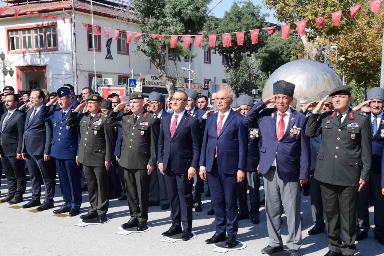 19 EYLÜL GAZİLER GÜNÜ KUTLANIYOR