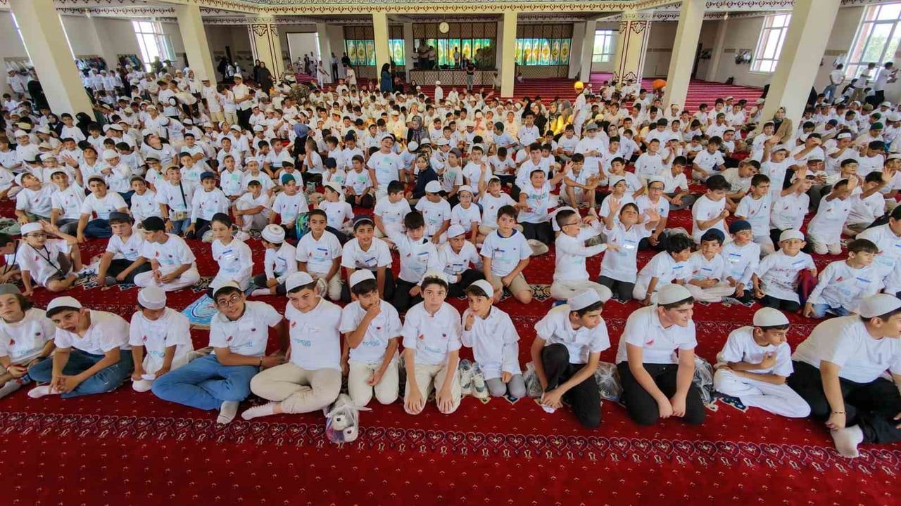 ERZURUM’DA TÜRKİYE GENÇLİK VAKFI (TÜGVA) TARAFINDAN "CAMİ BULUŞMALARI" KAPSAMINDA DÜZENLENEN...