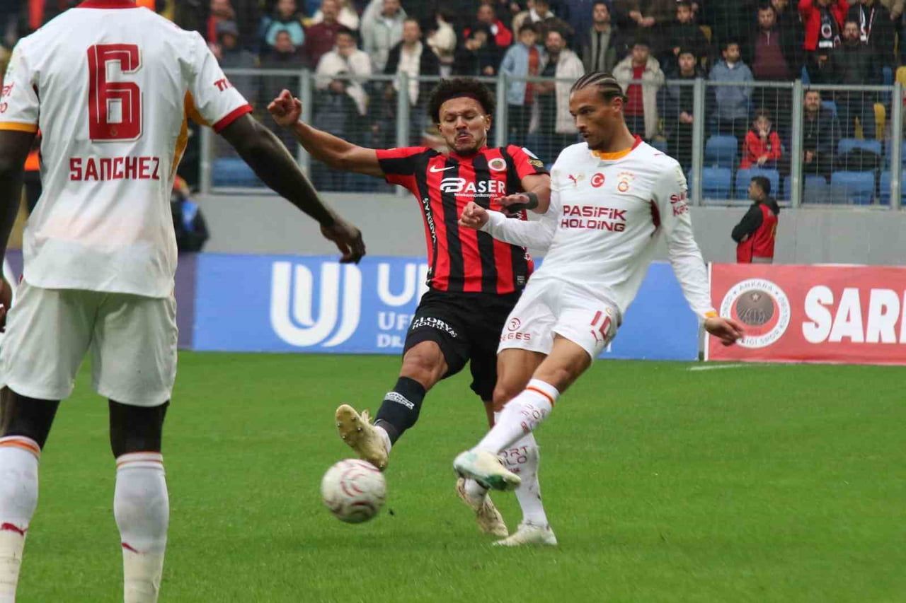 TRENDYOL SÜPER LİG'İN 8. HAFTASINDA GENÇLERBİRLİĞİ, GALATASARAY'I AĞIRLIYOR. MÜSABAKANIN İLK...
