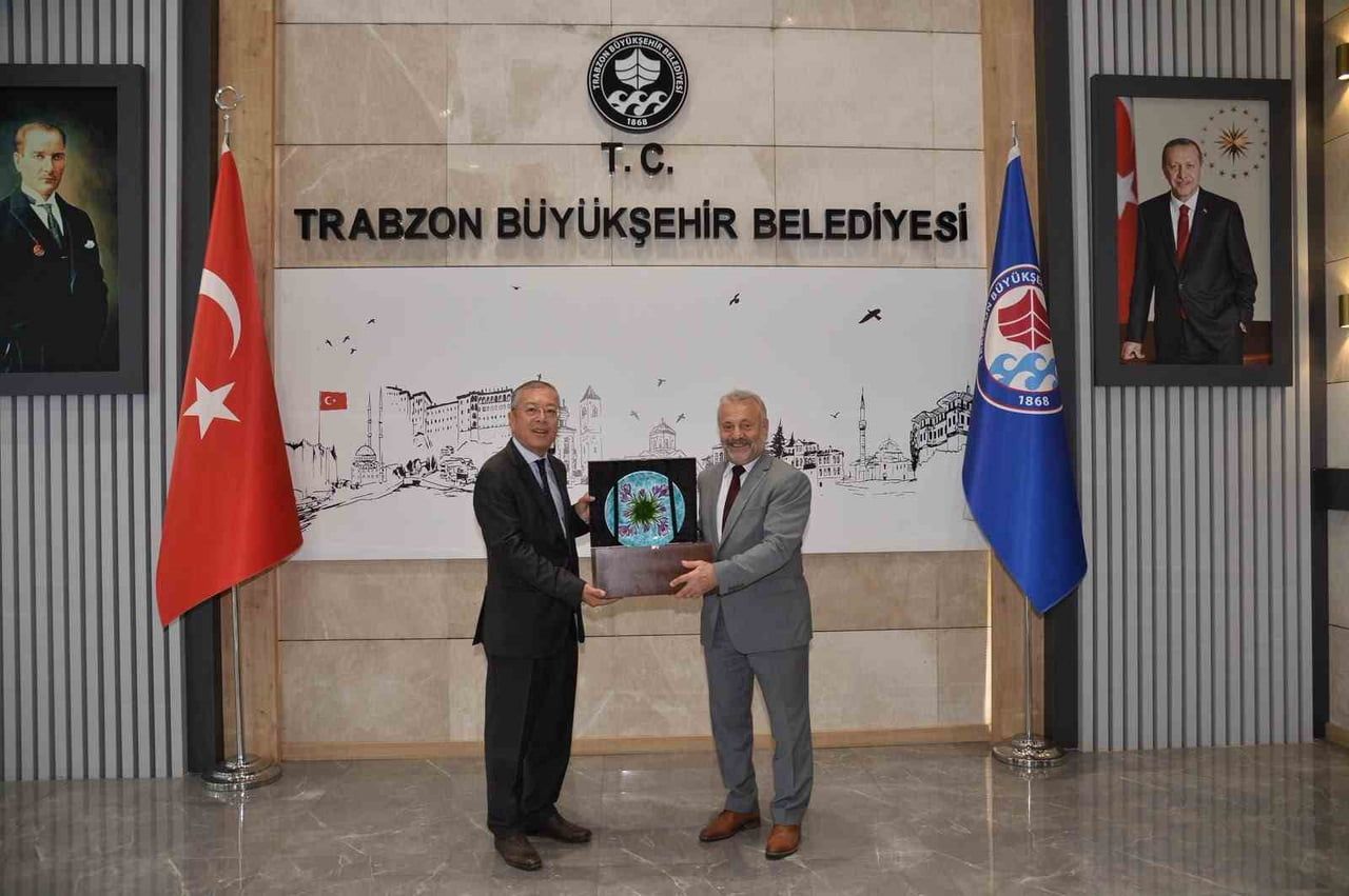 ÇİN BÜYÜKELÇİLİĞİ ÖNCÜLÜĞÜNDE OLUŞAN BANKA VE ŞİRKET TEMSİLCİLERİNDEN OLUŞAN HEYET, TRABZON...