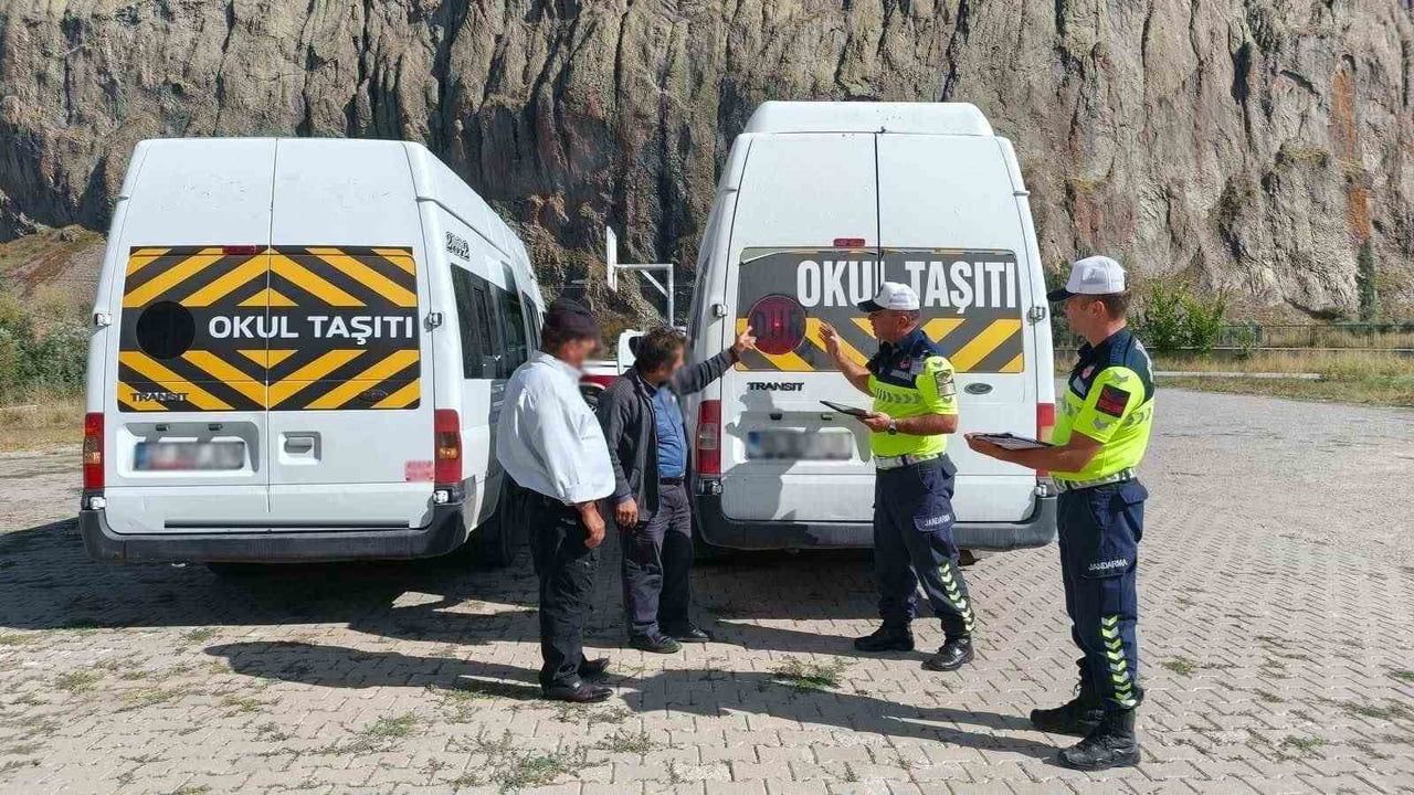 ERZURUM İL JANDARMA KOMUTANLIĞI TRAFİK JANDARMASI TİMLERİNCE, 2026-2027 EĞİTİM-ÖĞRETİM YILININ...