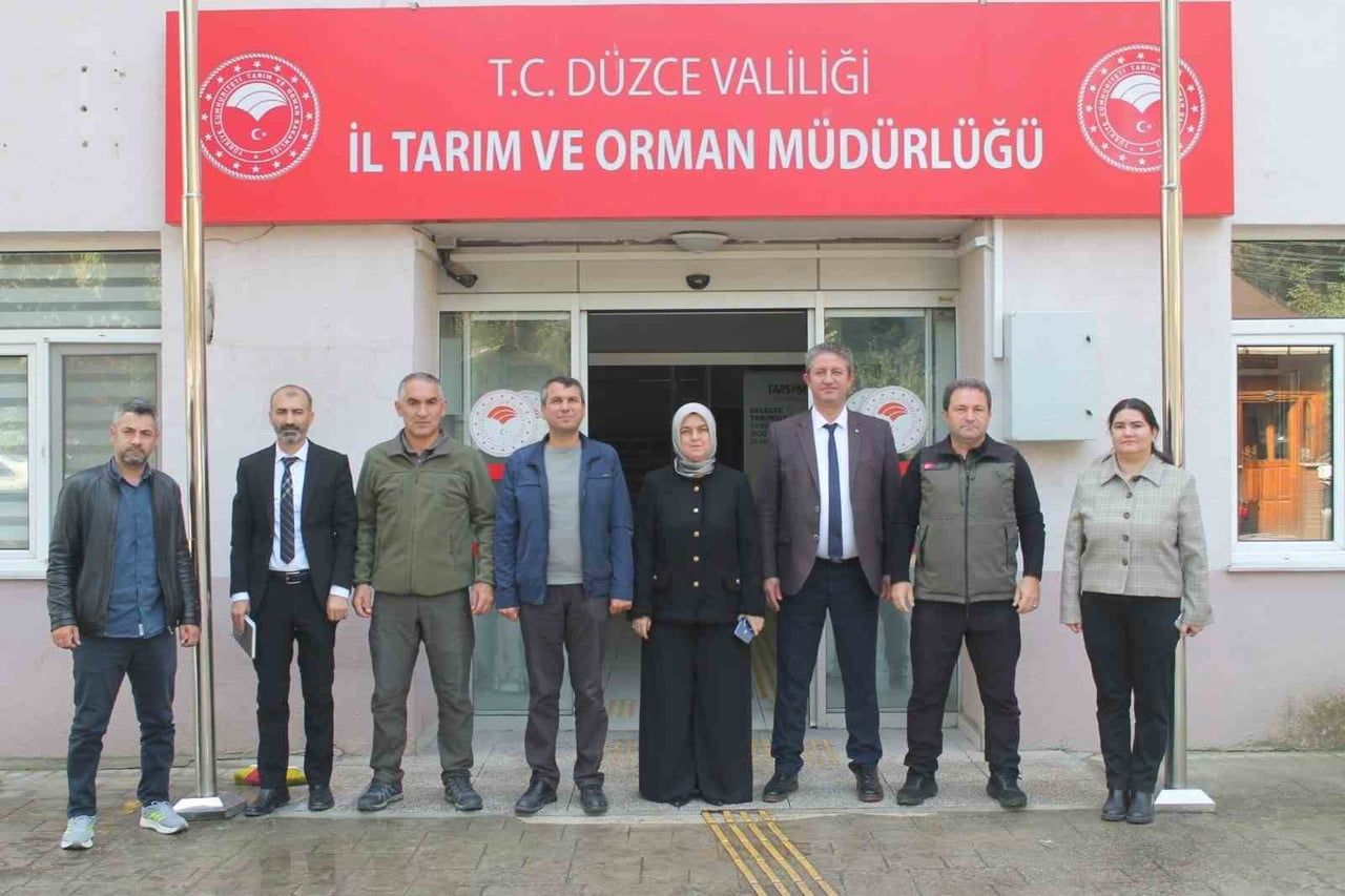 DÜZCE’DE TARIM VE ORMAN BAKANLIĞINA BAĞLI KURUMLARIN MÜDÜRLERİ, İL TARIM VE ORMAN MÜDÜRÜ ESRA...
