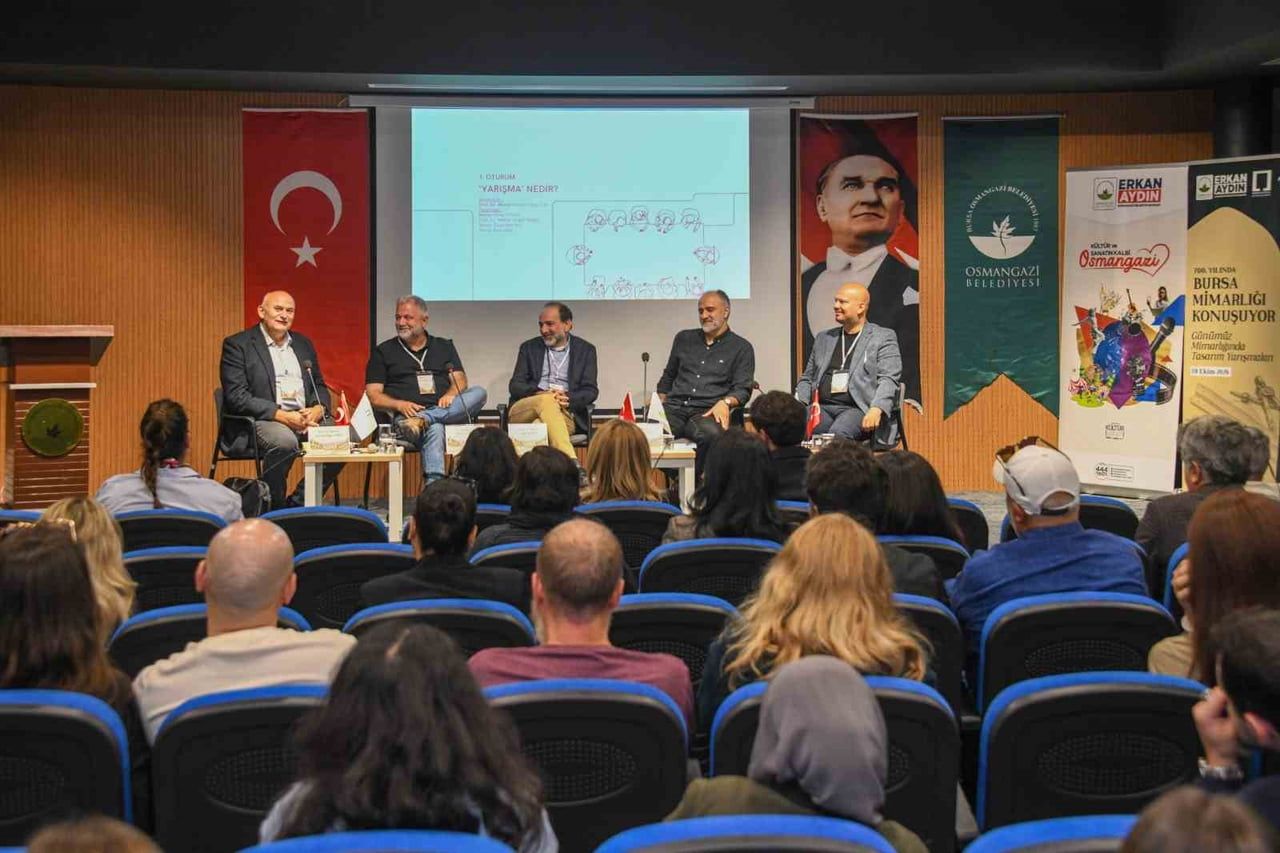 OSMANGAZİ BELEDİYESİ’NİN "700. YILINDA BURSA MİMARLIĞI KONUŞUYOR" PROGRAMI ÇERÇEVESİNDE GÜN...