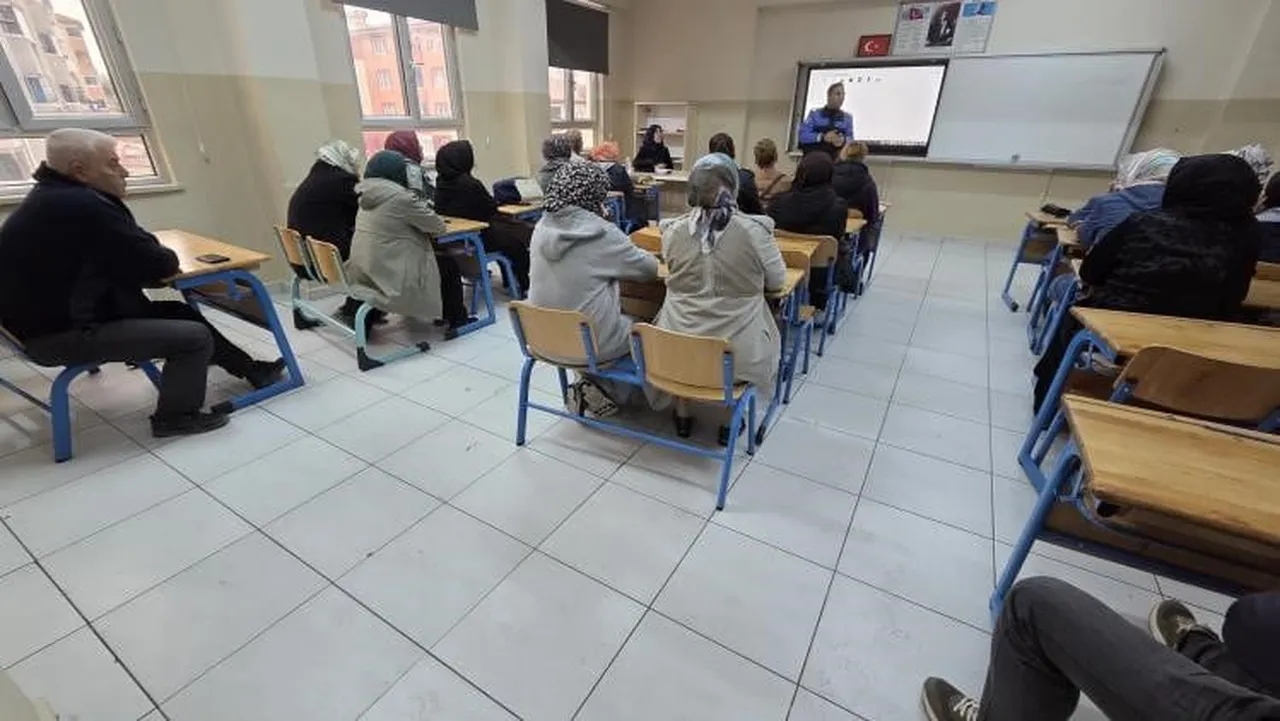 BİLECİK'TE 65 VELİYE GÜVENLİK EĞİTİMİ
