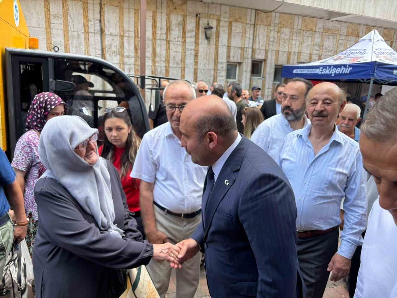 AK PARTİ'NİN 25. KURULUŞ YIL DÖNÜMÜ ETKİNLİKLERİ KAPSAMINDA ESKİŞEHİR'DE, HAYATINI KAYBEDEN PARTİ...