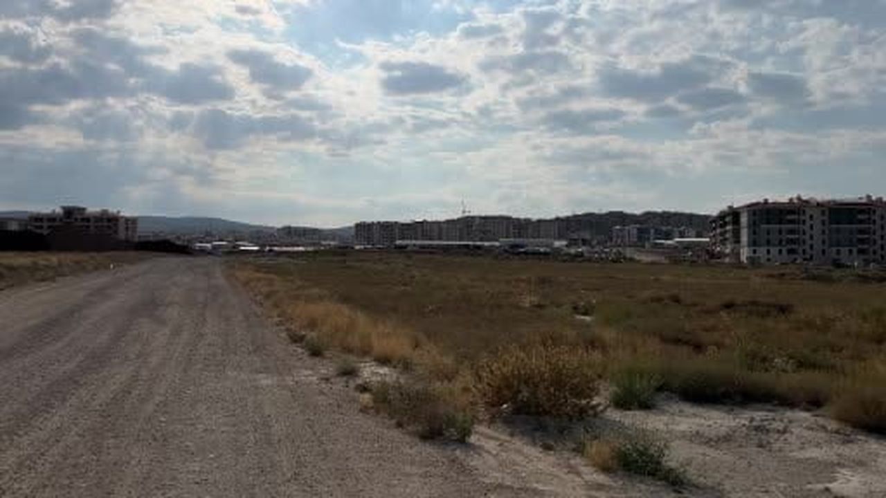 Konya’da taşlı bıçaklı kavga: 4 yaralı