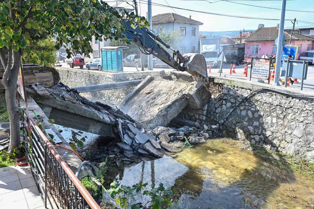 BURSA BÜYÜKŞEHİR BELEDİYESİ, MUDANYA İLÇESİNE BAĞLI ÇEKRİCE MAHALLESİ’NDE EKONOMİK ÖMRÜNÜ...