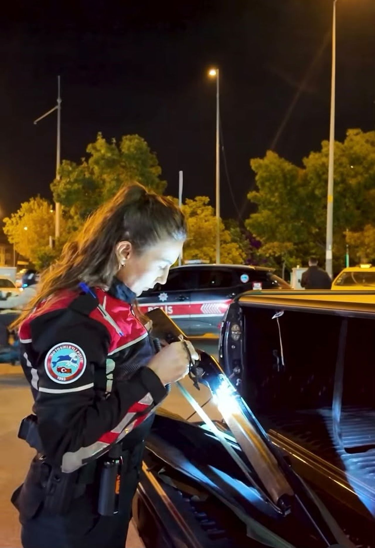 ISPARTA’DA POLİS EKİPLERİNCE GERÇEKLEŞTİRİLEN DENETİMLERDE 28 BİNDEN FAZLA KİŞİ SORGULANIRKEN...